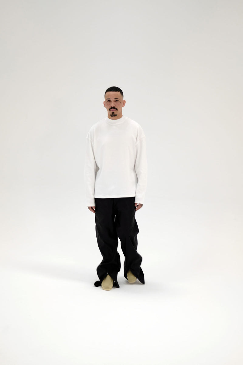 Refined Interlock Longsleeve, Real Paint Camo Bike Shorts, Satin Nylon Phront Zipper Pants